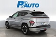 Hyundai KONA Electric 65 kWh 217 hv Premium - Korko 2,99%* - , vm. 2023, 16 tkm (3 / 27)