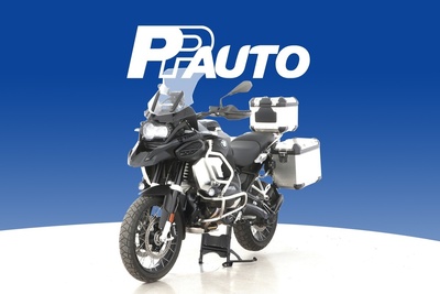 BMW R 1250 GS Adventure - 2,99% rahoitus jopa 100000:n asti! - *Kattava varustelu,Triple Black, 5 vuoden takuu, Wunderlich osia paljon...*, vm. 2024, 18 tkm (1 / 29)