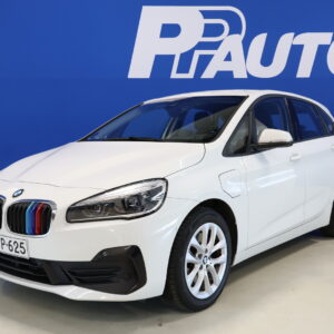 BMW 225